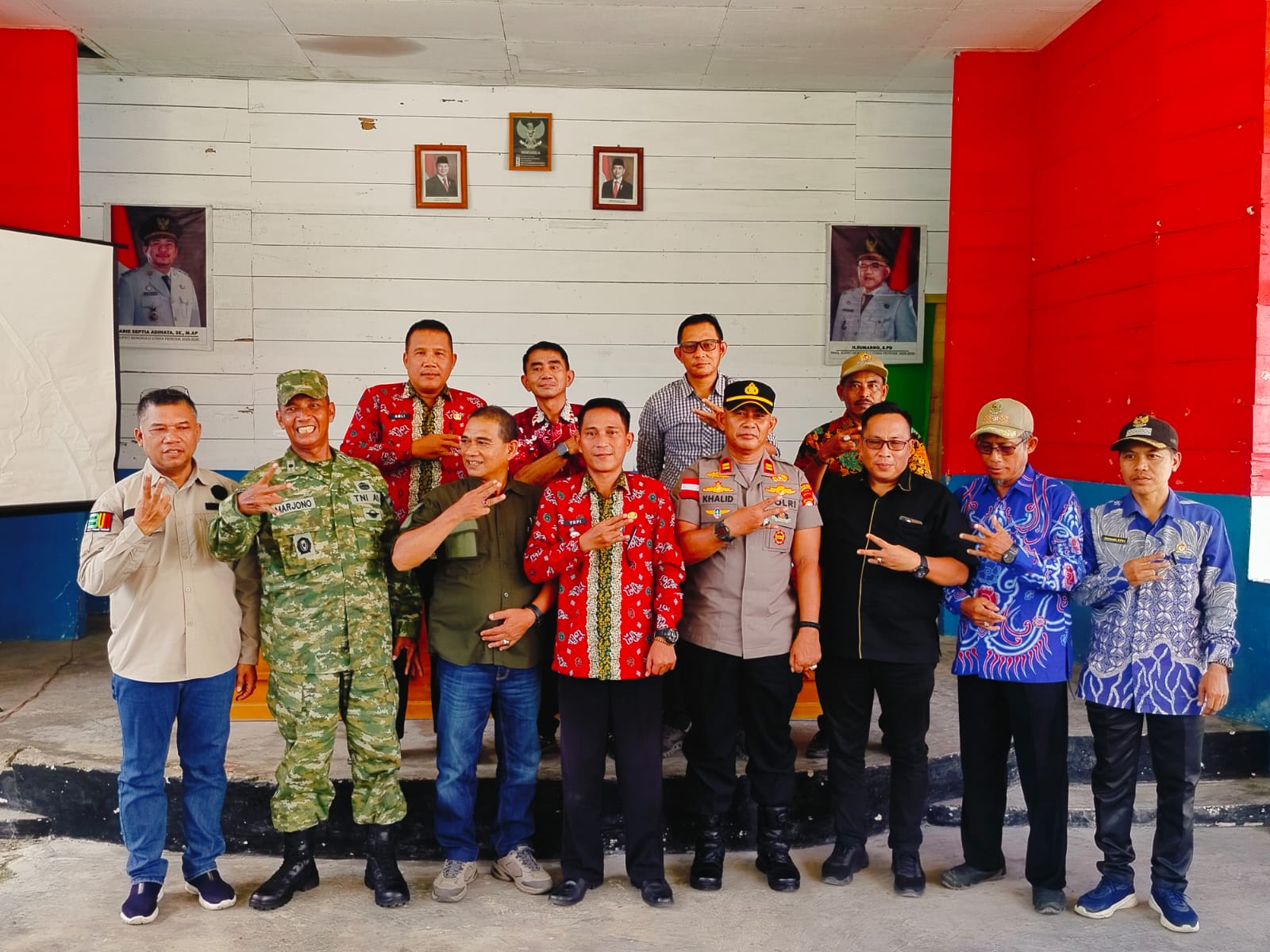 Senantiasa untuk Masyarakat, Kapolsek Enggano Hadiri Kegiatan Sosialisasi dan Koordinasi Kegiatan Kelapa Dalam Unggul Lokal