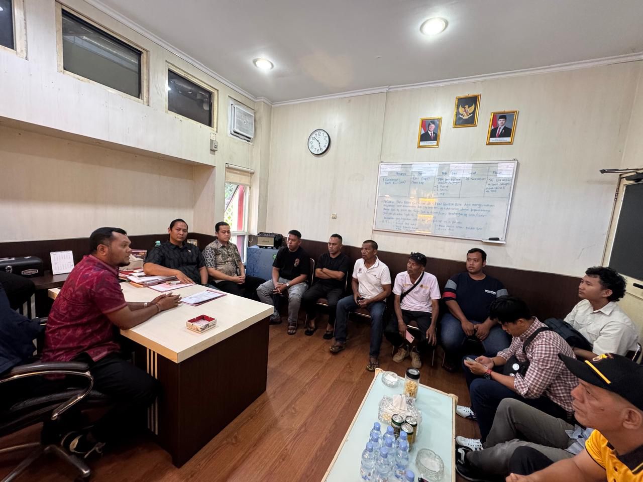 Dialog Bersama Nelayan Malabero, Polda Bengkulu Tegaskan Distribusi BBM Subsidi Tetap Terjaga