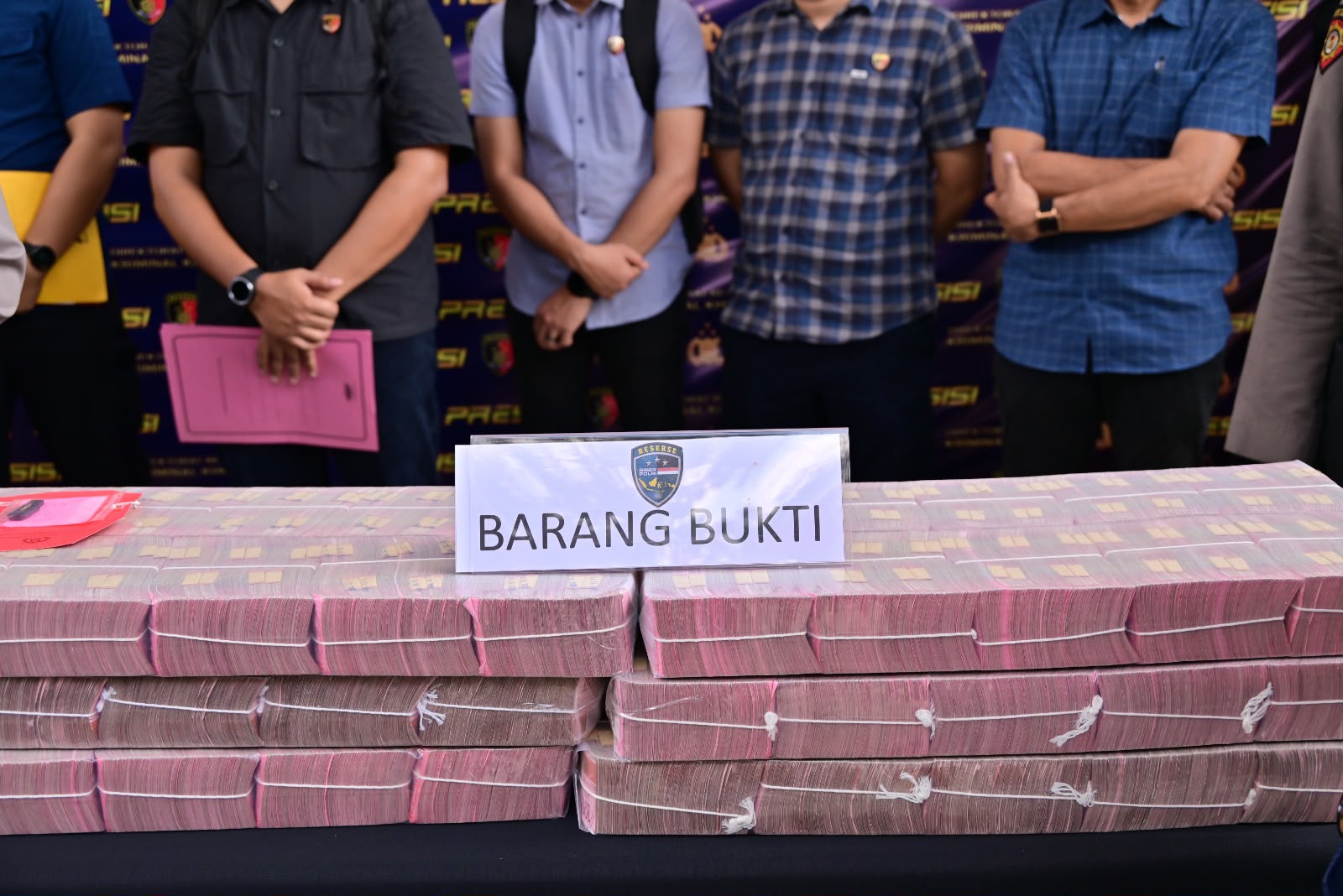 Ditreskrimsus Polda Jambi Ungkap Pembobolan Bank Jambi Rp. 144,82 Miliar, Tiga Tersangka Diamankan