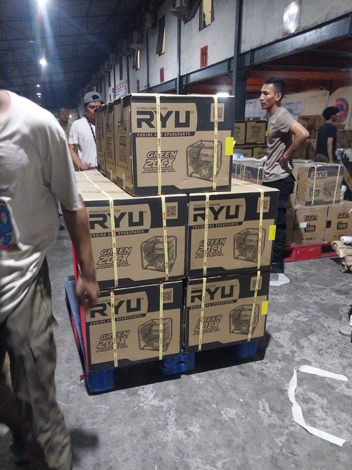 Bantuan Karhutla Polri Tiba di Kalbar, Distribusi ke Wilayah Lain Bertahap