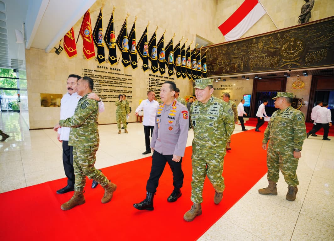 Kapolri Hadiri Silaturahmi Strategis Pimpinan Lembaga Negara di Mabes TNI AL