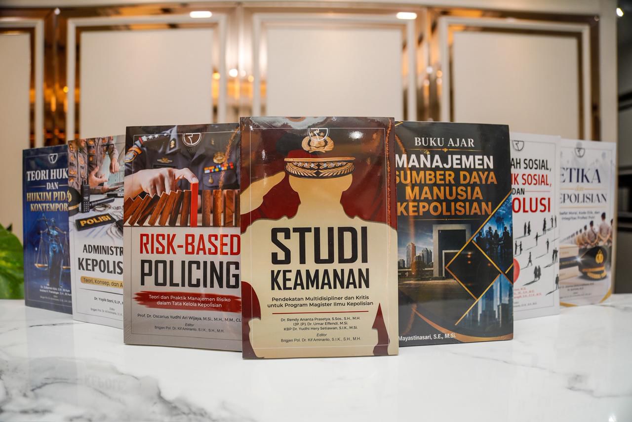 48 BUKU TERBIT SEJAK PUSAT STUDI KEPOLISIAN DIRESMIKAN, JADI BEKAL ANGGOTA POLRI