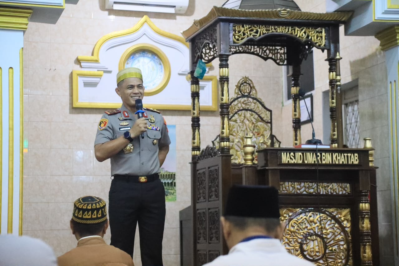 Melalui Subuh Keliling, Kapolda Bengkulu Pererat Kedekatan dengan Masyarakat di Masjid Umar Bin Khatabb Bengkulu